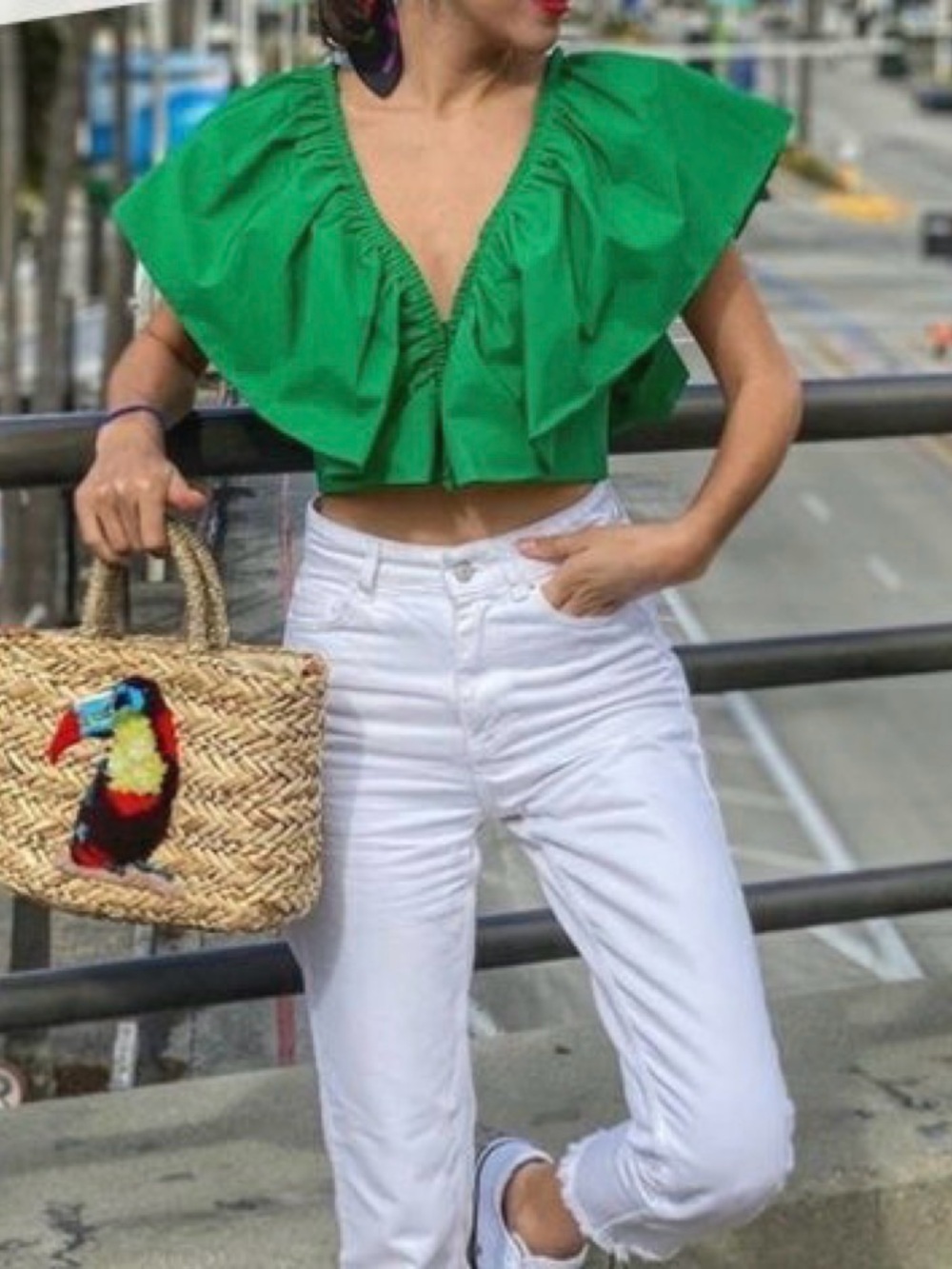 Zara Green Ruffle Crop Top - Picture 3 of 5